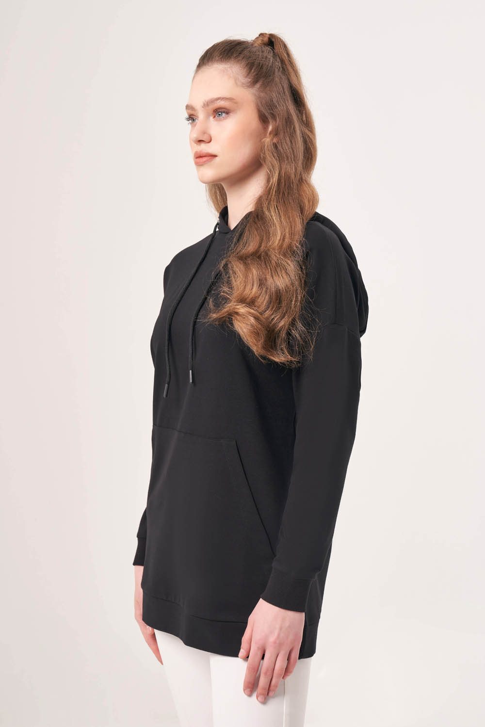 Basic İki İplik Kapüşonlu Siyah Sweatshirt