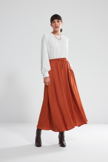 Mizalle - Elastic Waist Tile Flared Skirt