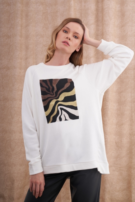 Mizalle - Asymmetric Cut Printed Ecru Sweatshirt