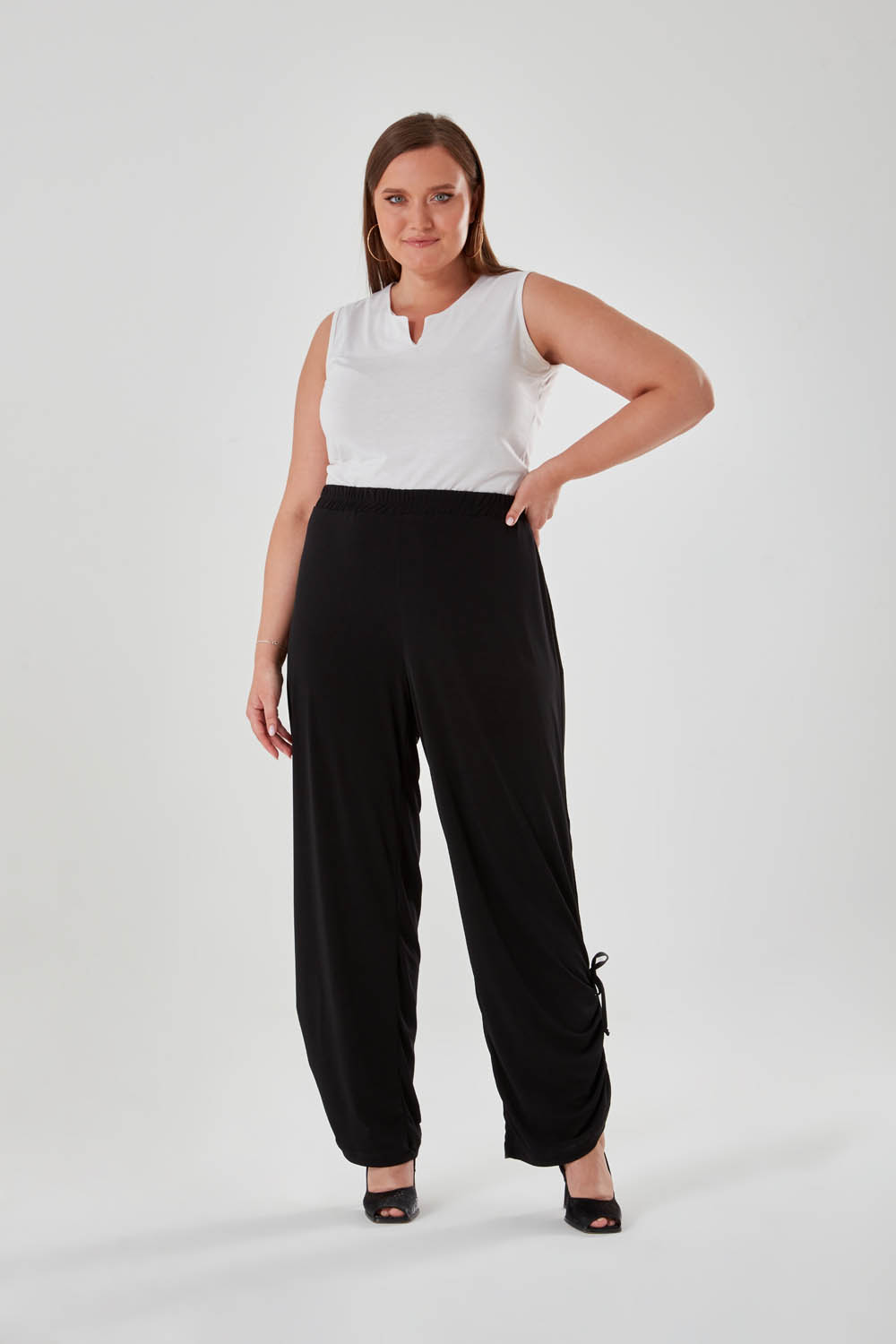 Black Elastic Waist Trousers With Shirred Detail