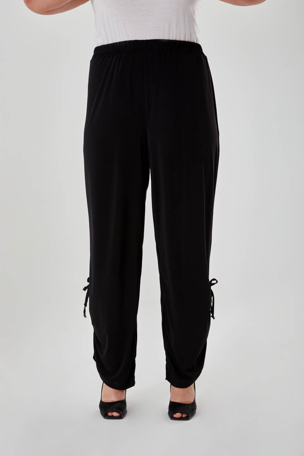 Black Elastic Waist Trousers With Shirred Detail