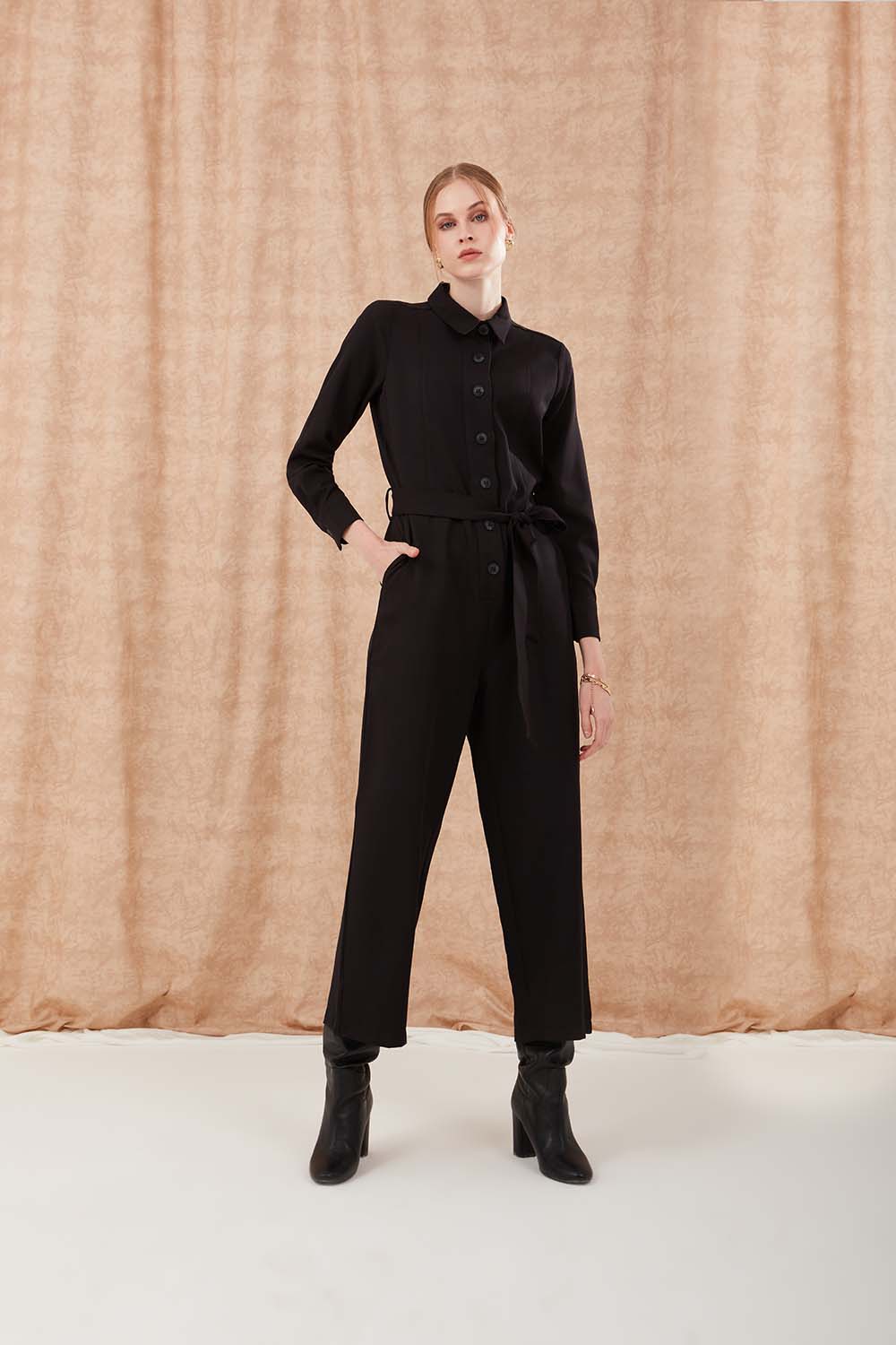 Buttoned Black Jumpsuit with Shirt Collar