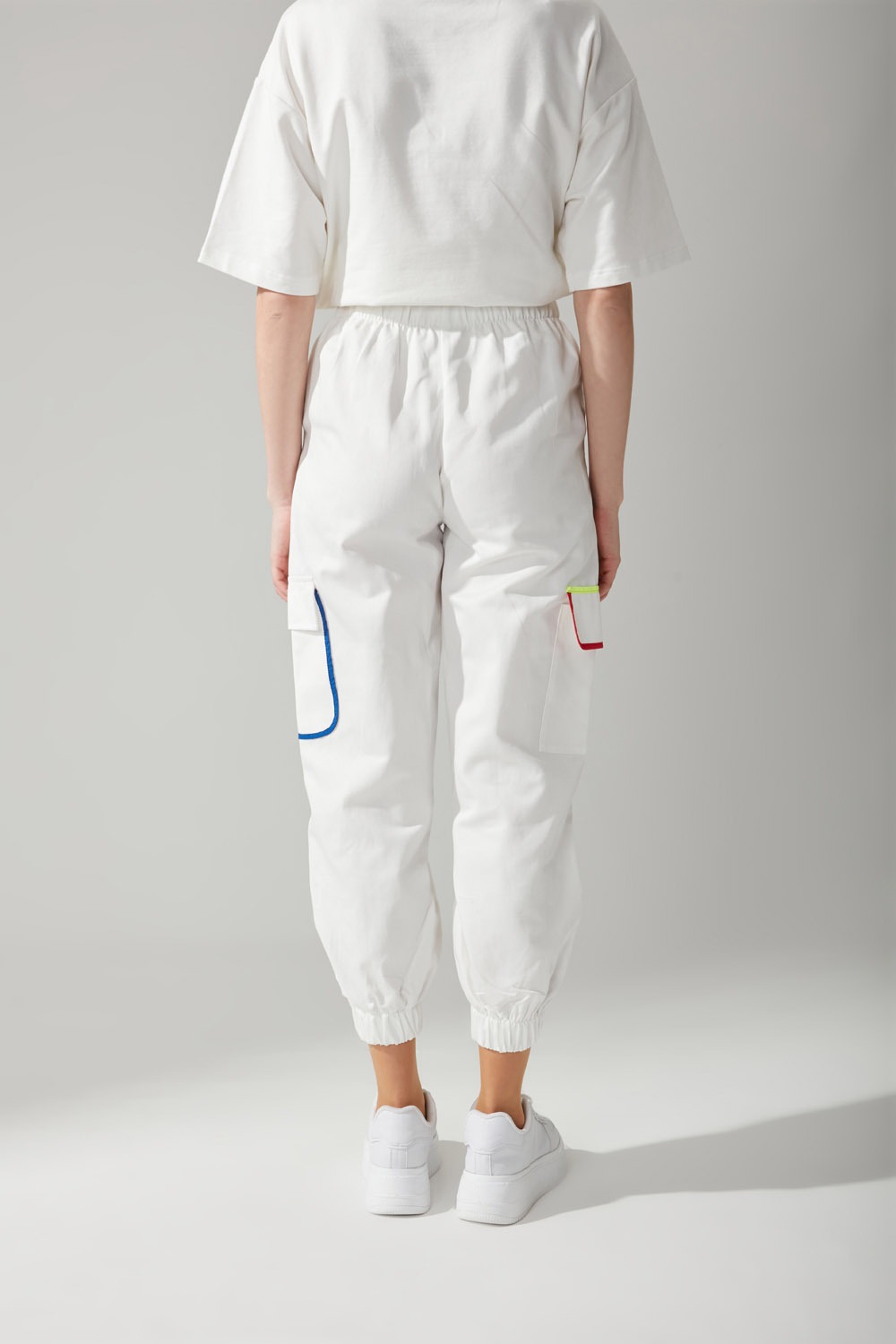 Colored Piping Gabardine Trousers (White)