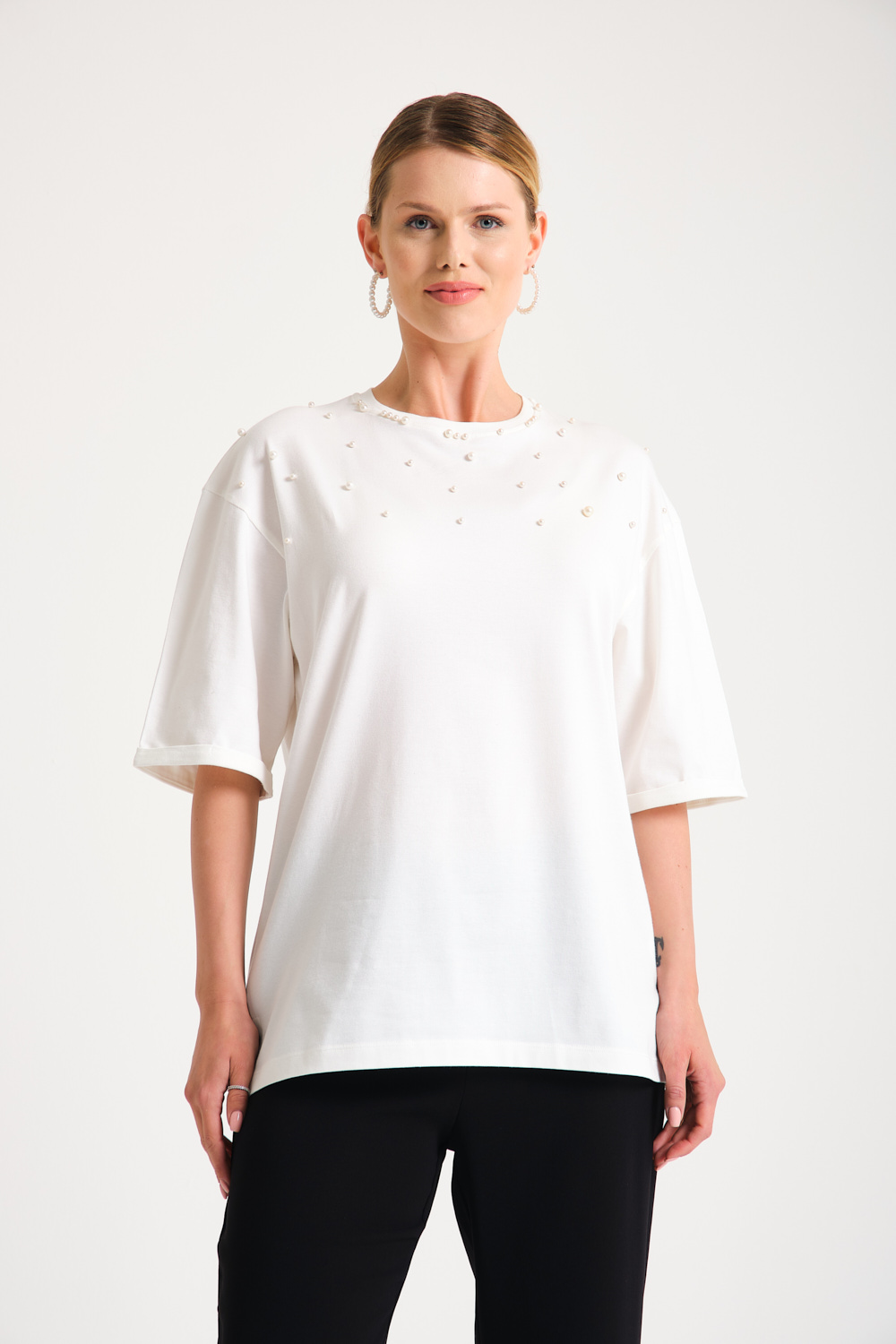 Crew Neck Front Pearl Detailed White T-Shirt