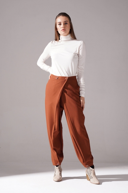 Mizalle - Double Breasted Crepe Trousers (Tan)