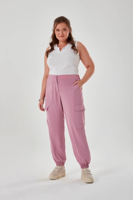 Mizalle - Dusty Rose Woven Trousers with Cargo Pockets