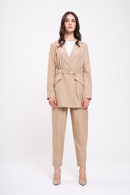 Mizalle - Embroidery Striped Trousers (Beige)