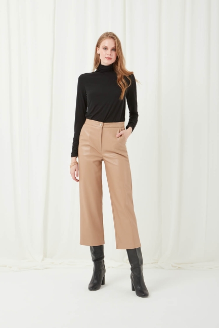 Mizalle - Faux Leather Beige Culotte Trousers