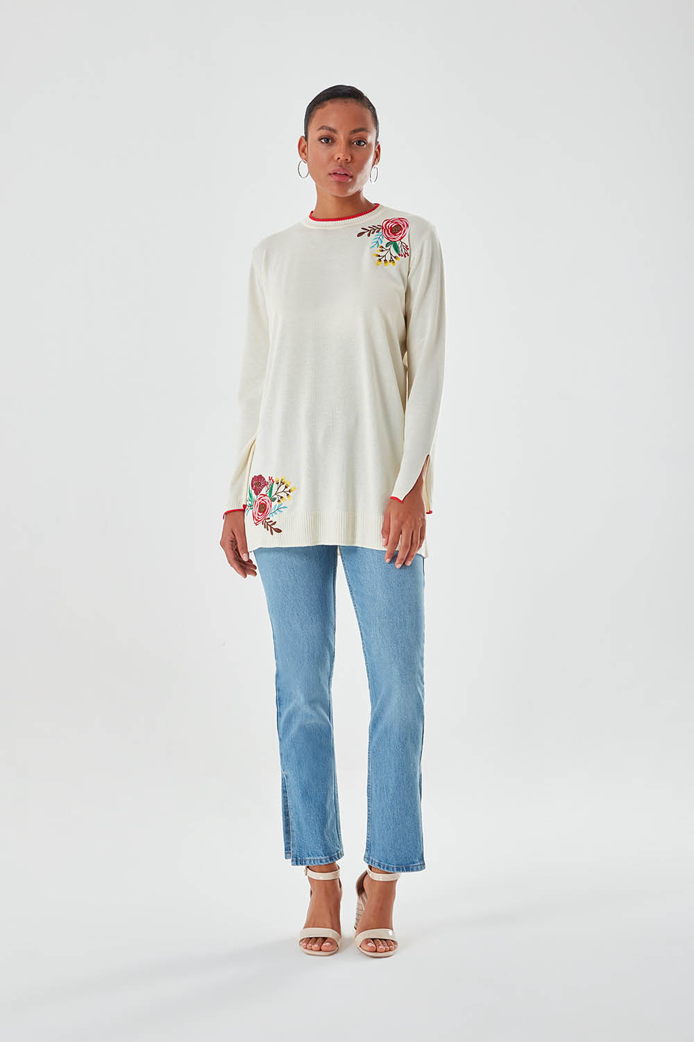 Floral Embroidered Knitwear Ecru Tunic