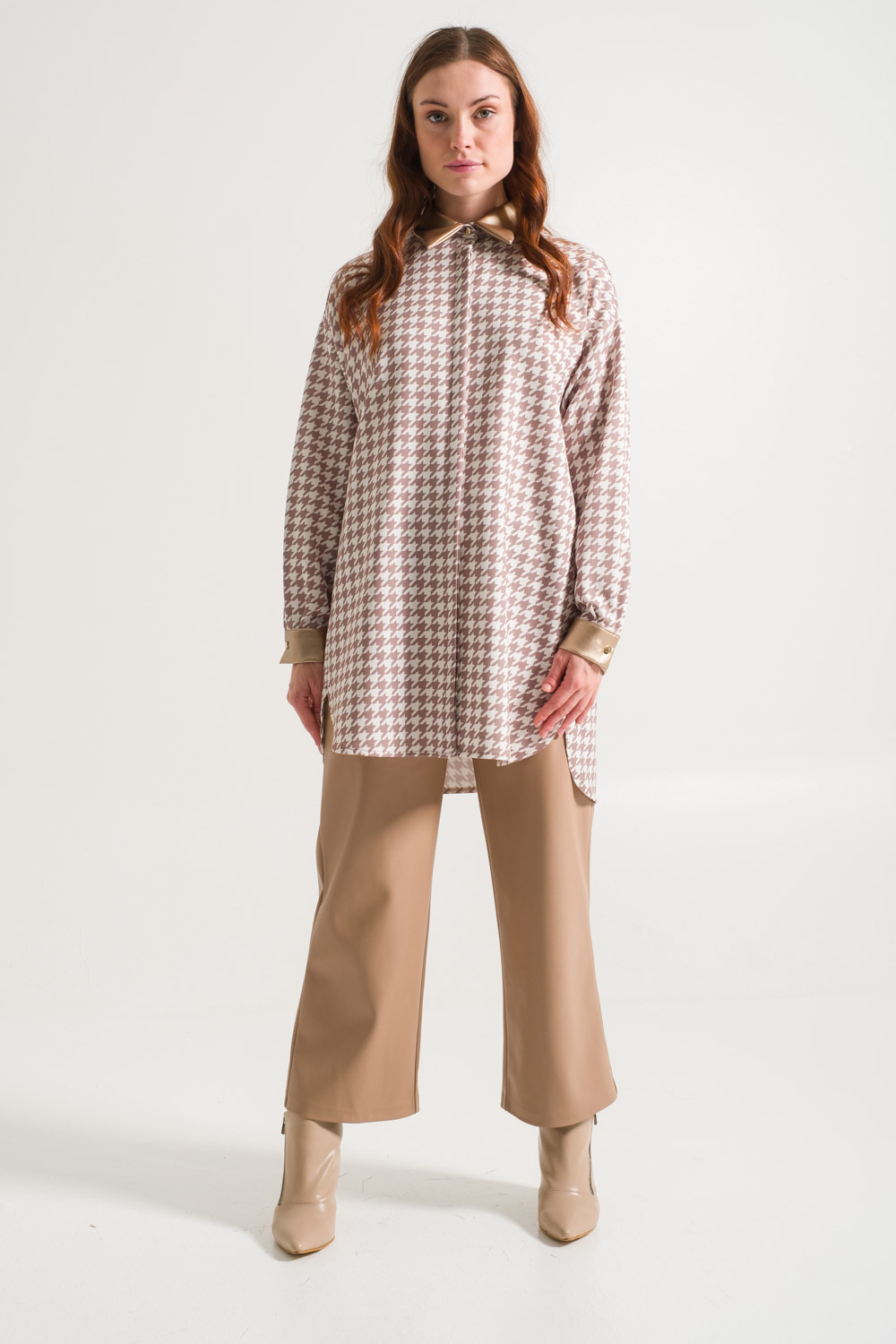 Goosefoot Patterned Beige Tunic with Hidden Buttons