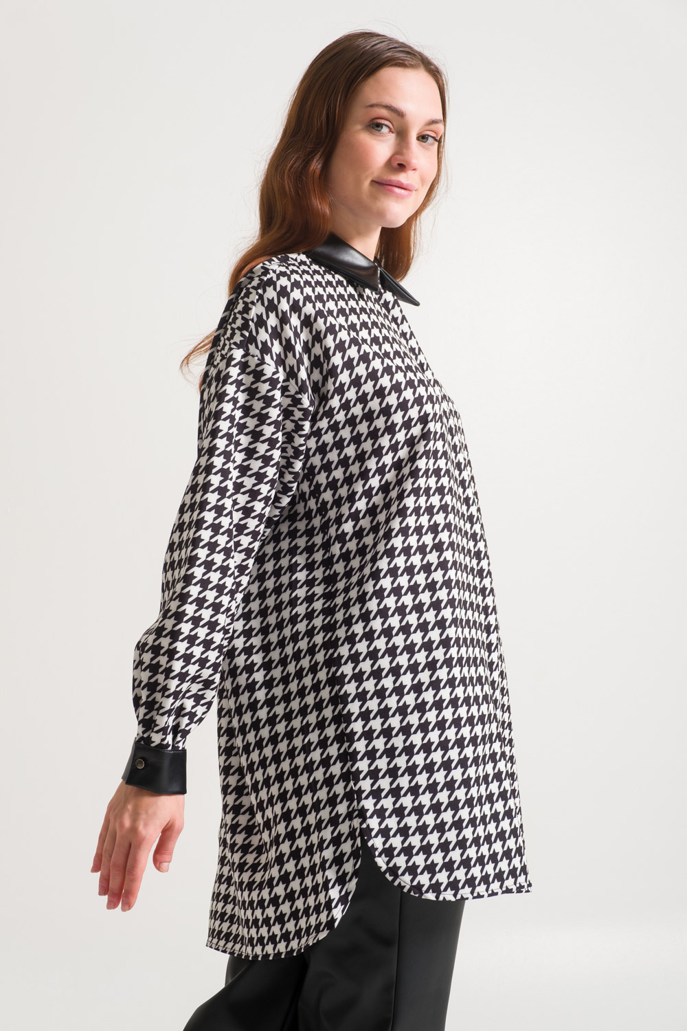 Goosefoot Patterned Black Tunic with Hidden Buttons