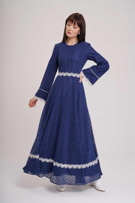 Mizalle - Lace Striped Detail Evening Dress (Navy Blue) 