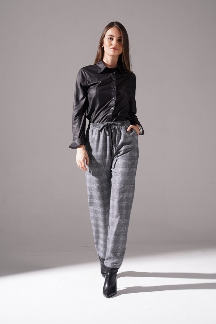 Mizalle - Laced Waist Plaid Trousers (Navy Blue) 