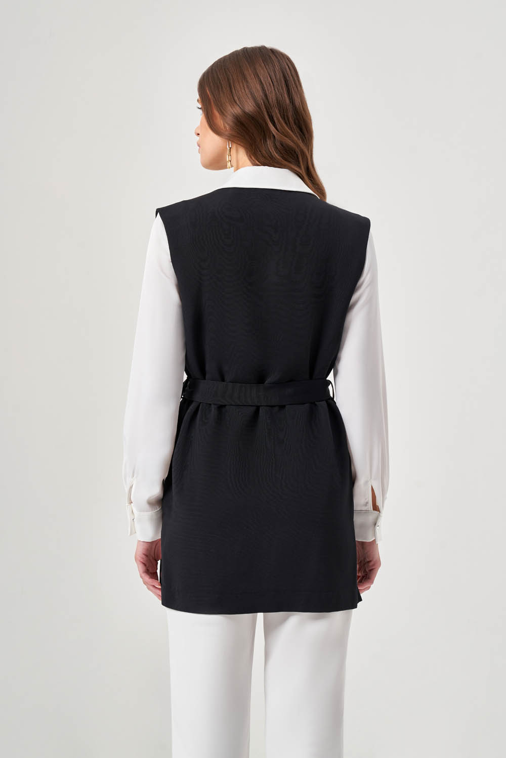 Linen Textured Black Vest With Pockets