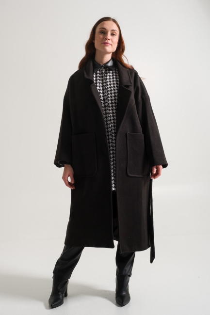 Mizalle - Oversize Black Cachet Coat with Wide Pockets
