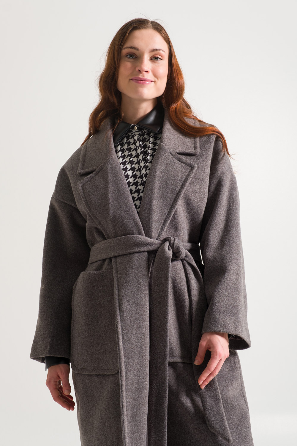 Oversize Grey Cachet Coat with Wide Pockets