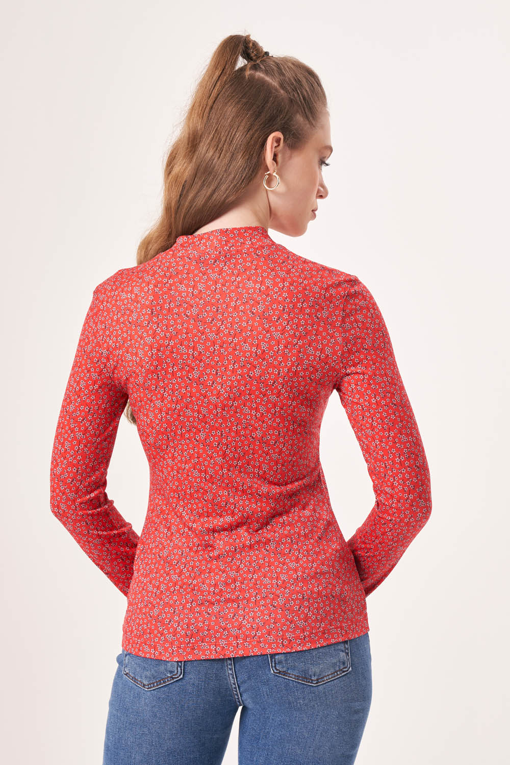 Patterned Long Sleeve Red Body