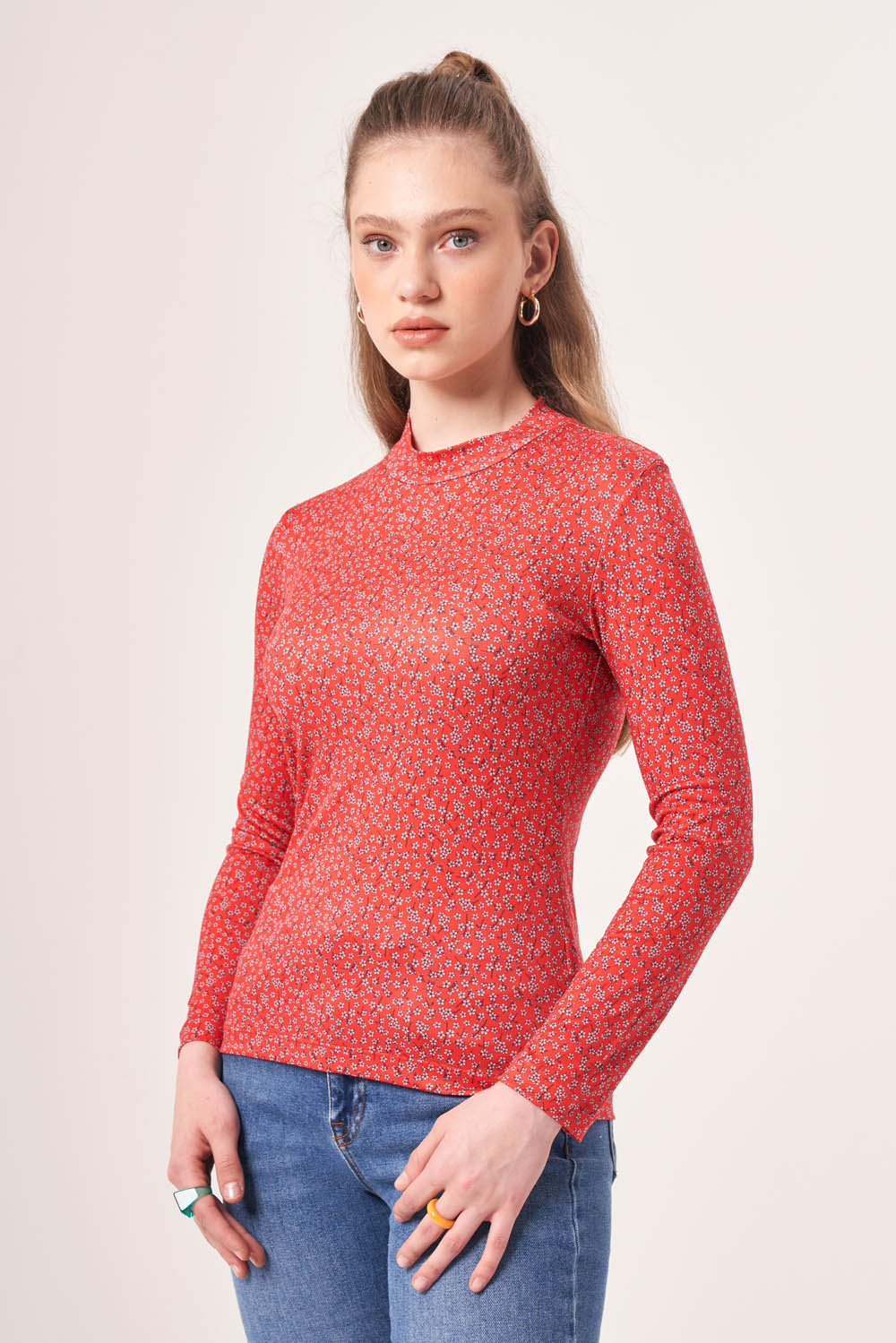 Patterned Long Sleeve Red Body