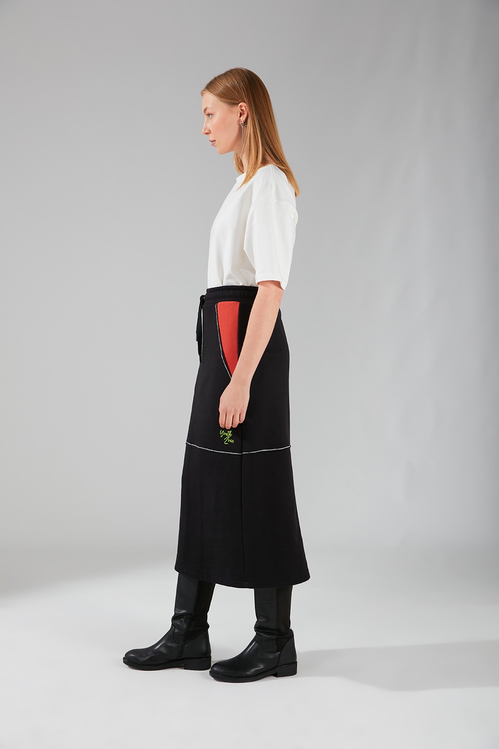 Pieced Skirt (Black)