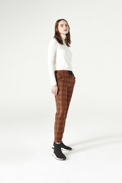 Mizalle - Plaid Lace Trousers (Brown) 
