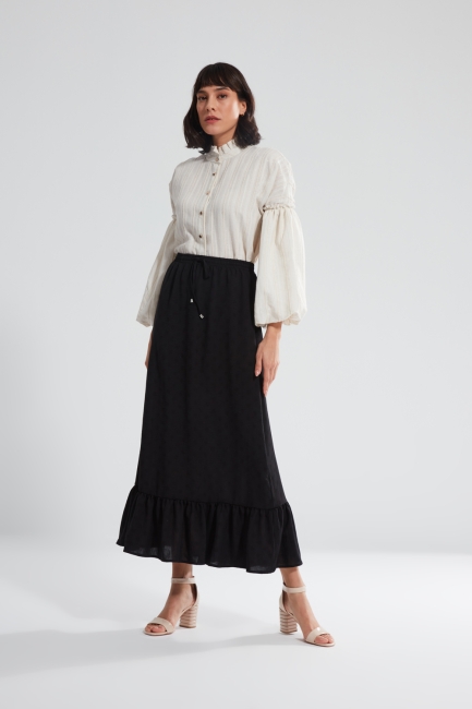 Mizalle - Pleated Black Long Skirt
