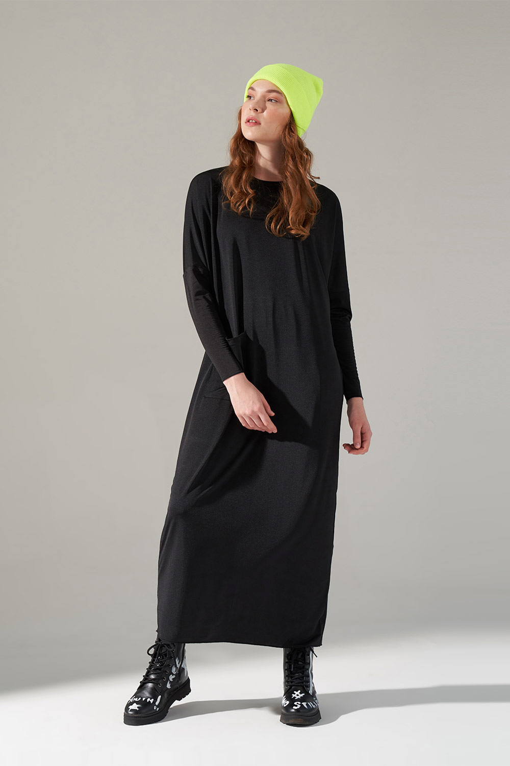 Pocket Detailed Dress (Black)