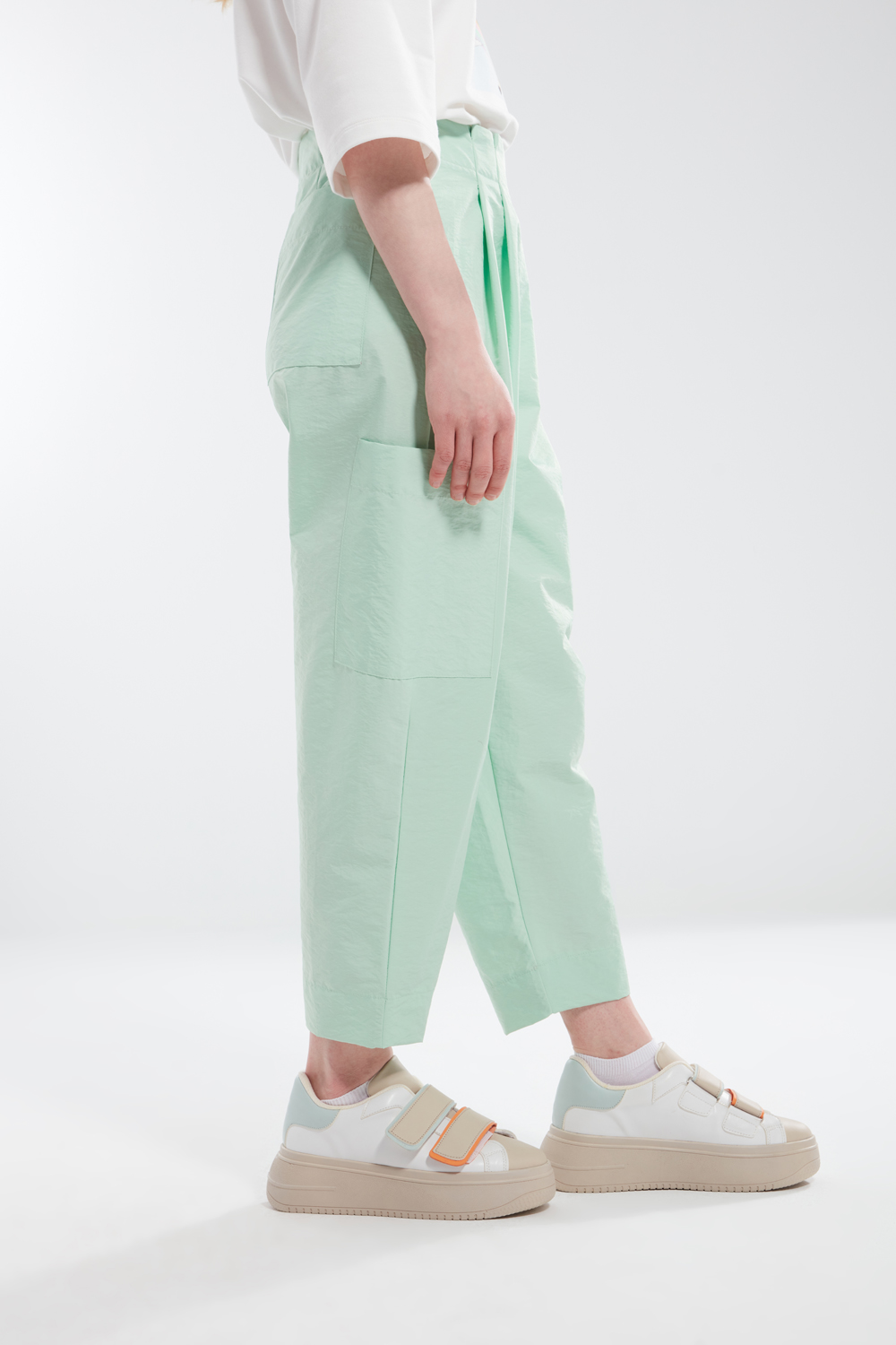 Pocketed Mint Plier Detailed Trousers