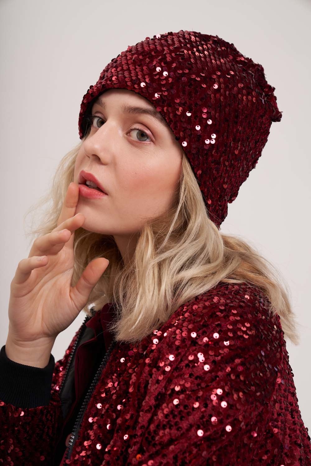 Sequined Beanie (Claret Red) 