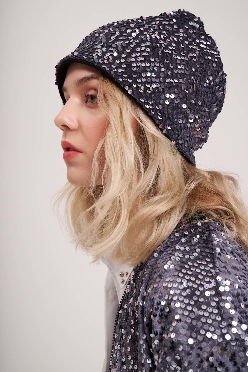 Sequined Beanie (Grey) 