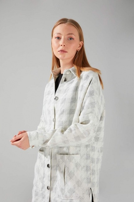 Mizalle - Shiny Buttoned Shirt Jacket (Ecru)