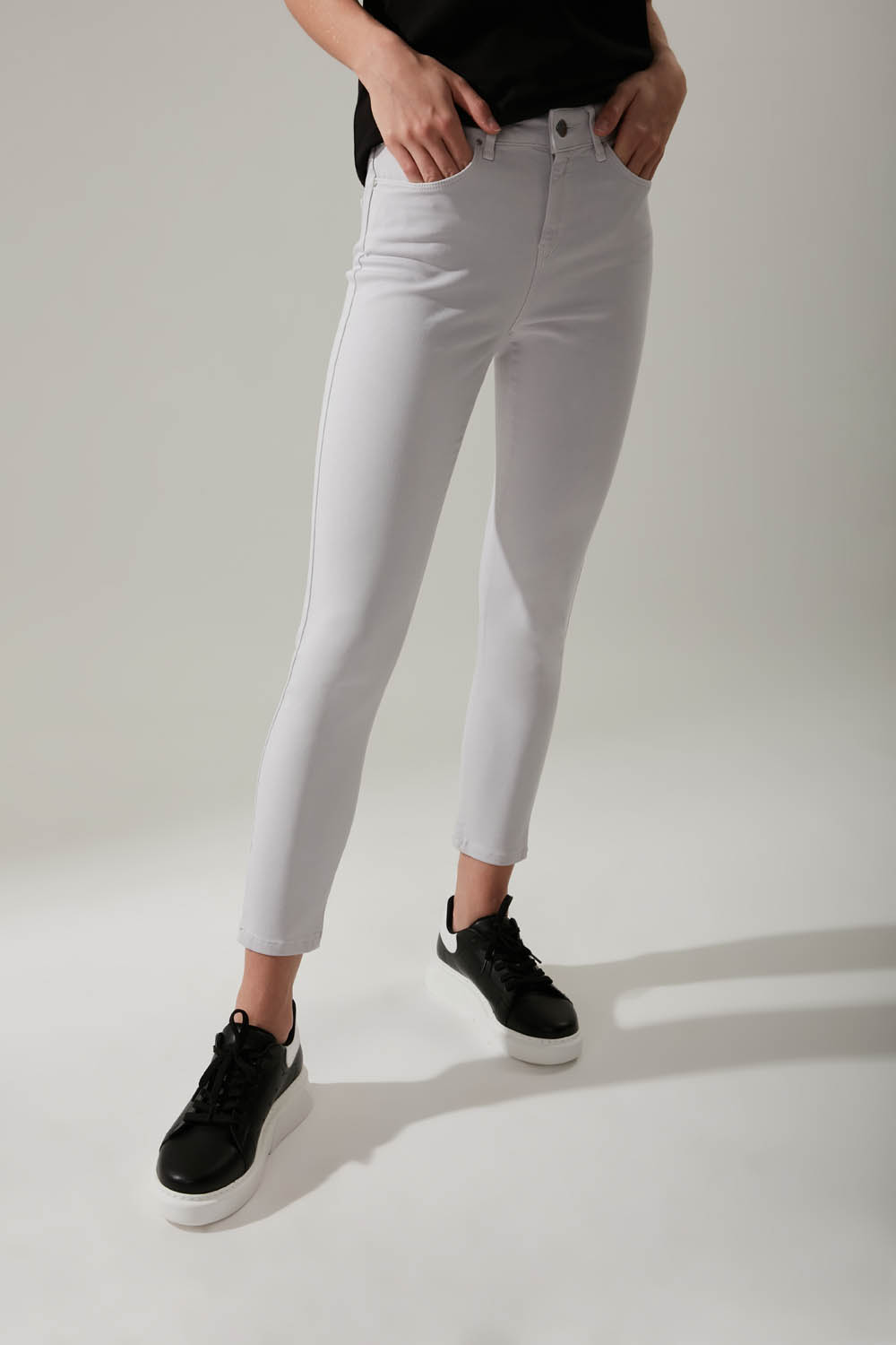 Skinny Cut Jeans (Lilac)