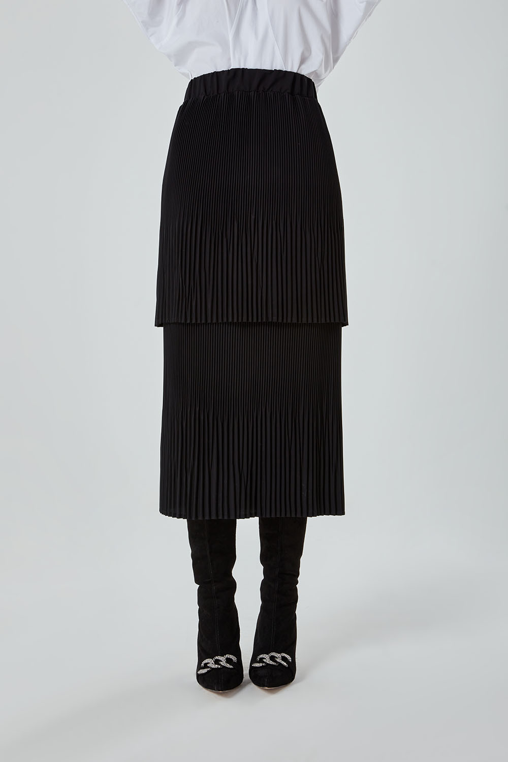 Special Pleated Black Skirt