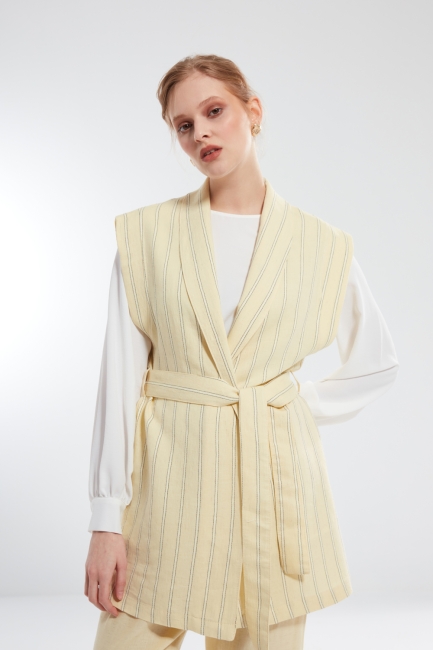 Mizalle - Striped Linen Textured Yellow Vest