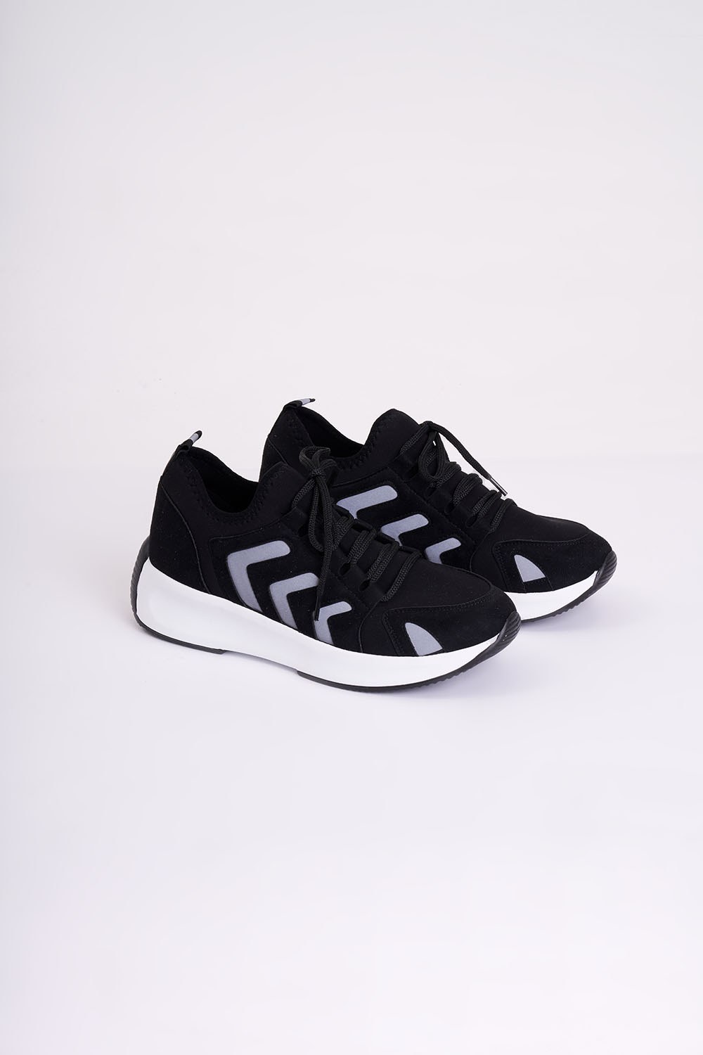 Striped Scuba Sneakers (Black)