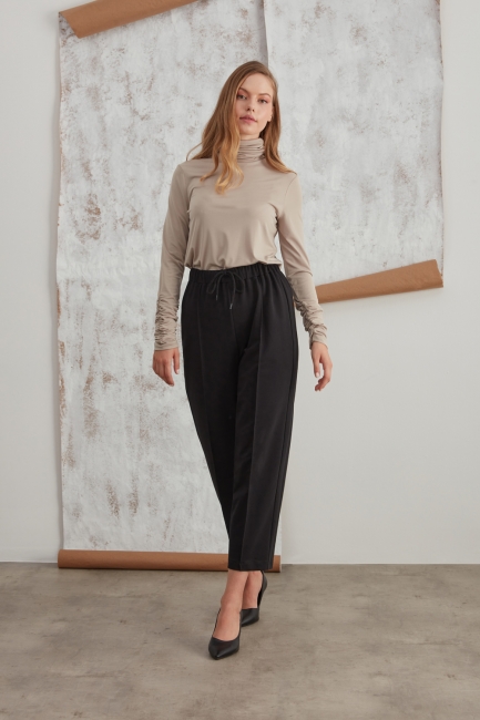 Mizalle - Two Thread Black Trousers with Rib Stitching