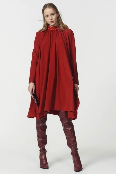 Mizalle - Wide Cut Collar Detailed Dress (Claret Red) 