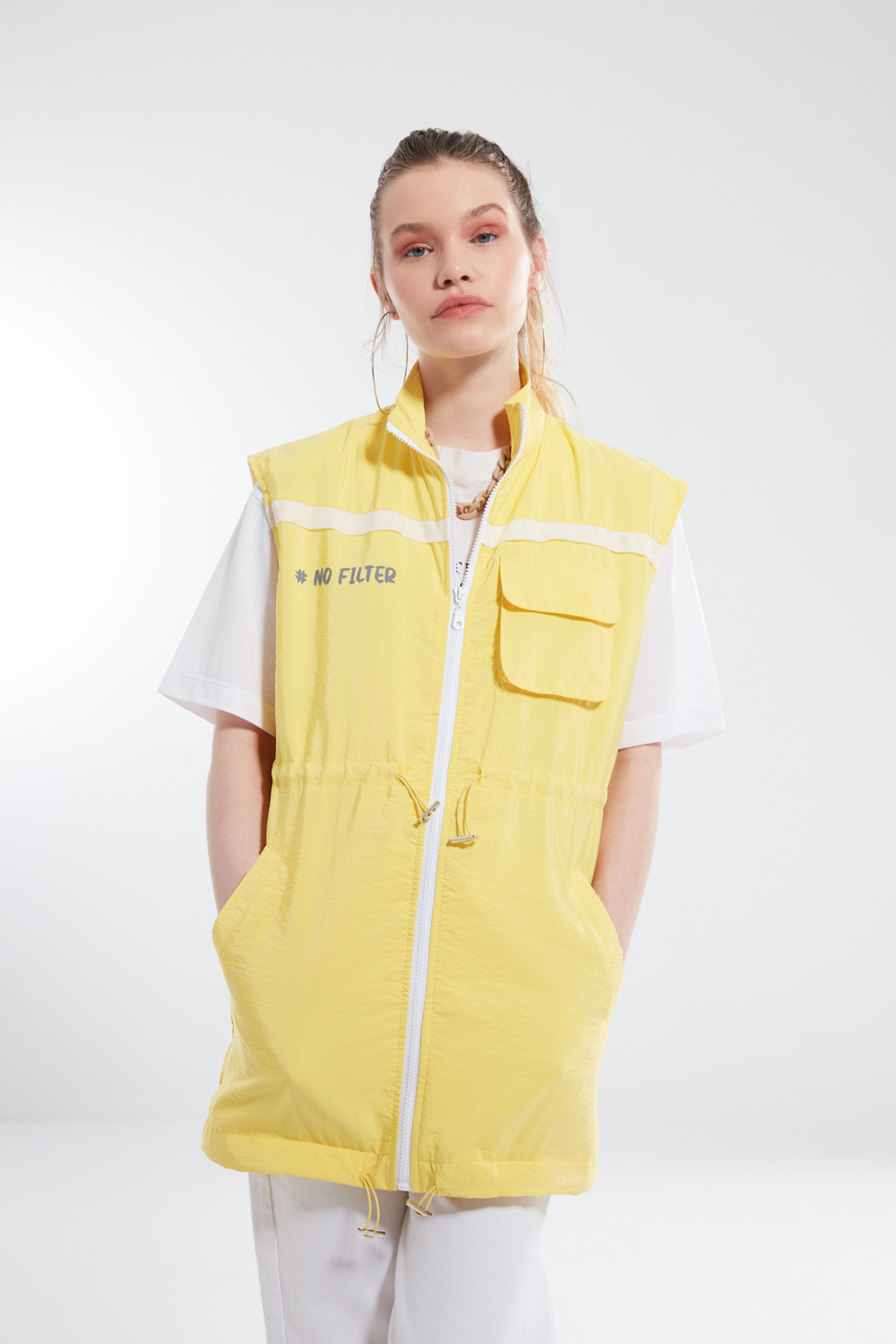Yellow Detailed Pocket Sports Vest