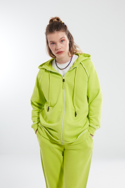 Mizalle - Zippered Bed Frame Stitched Neon Green Sweatshirt