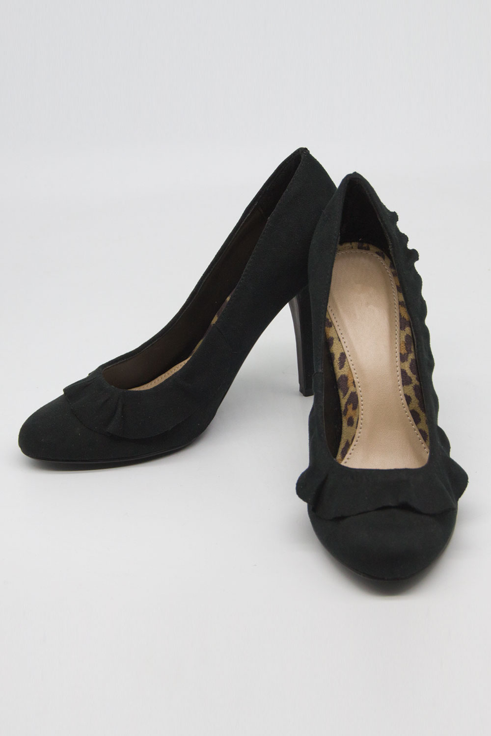 Fırfır Detaylı Topuklu Ayakkabı (Siyah)