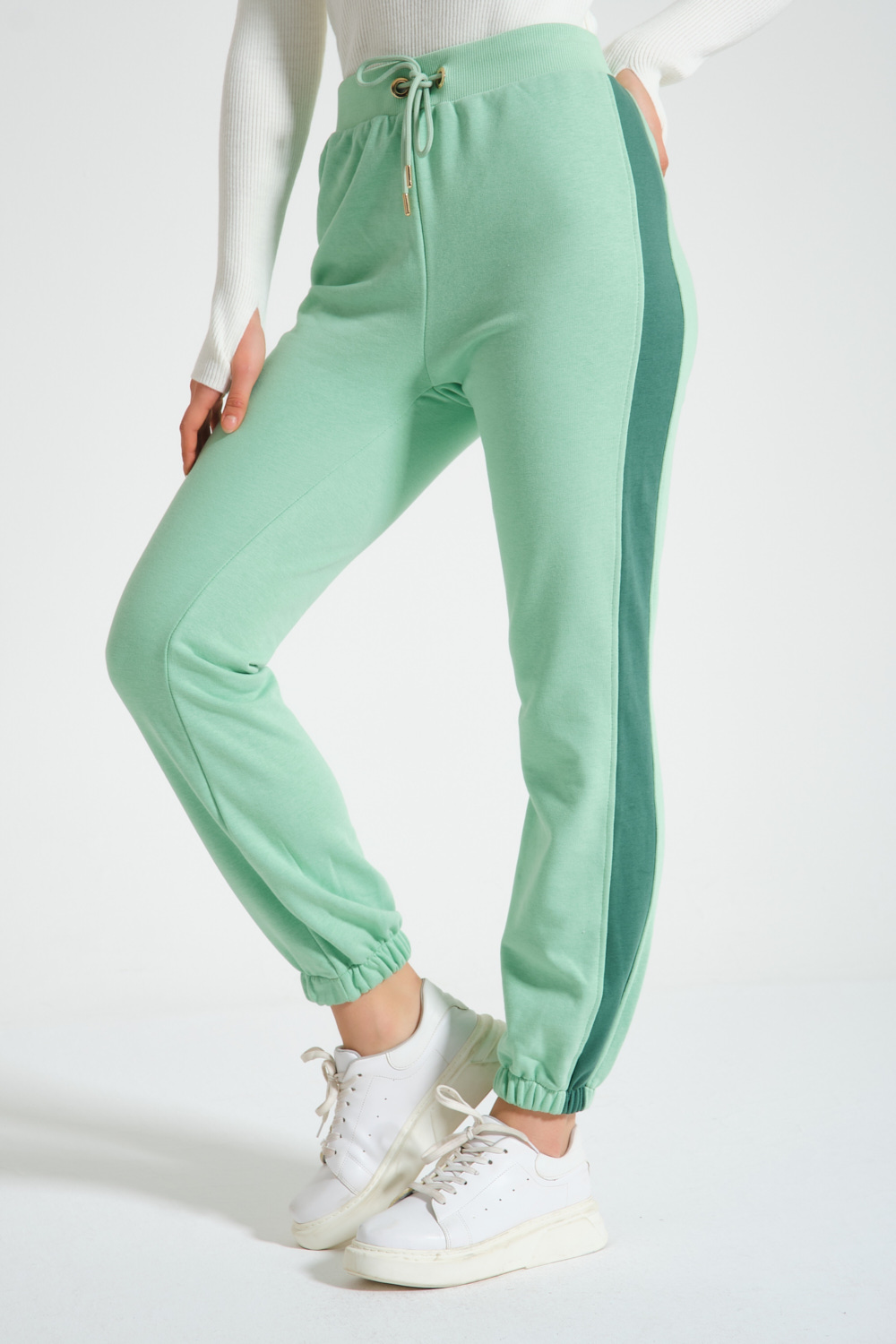 Garnili Üç İplik Yeşil Pantolon
