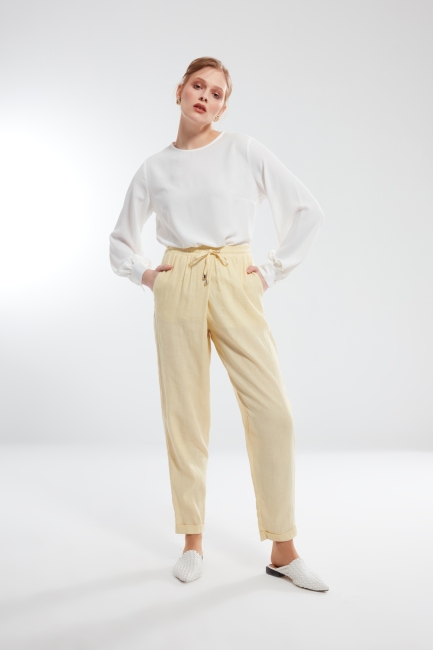 Mizalle - Linen Textured Yellow Carrot Cut Trousers