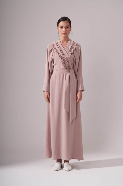 Mizalle - Kruvaze Önü Fırfırlı Bej Elbise