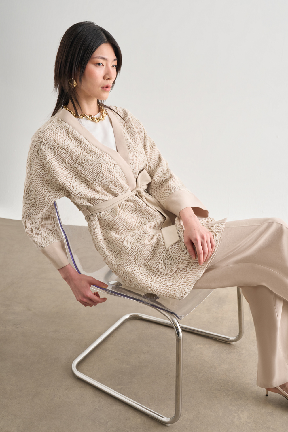 Mizalle Örgü Nakışlı Bej Rengi Premium Kimono Ceket