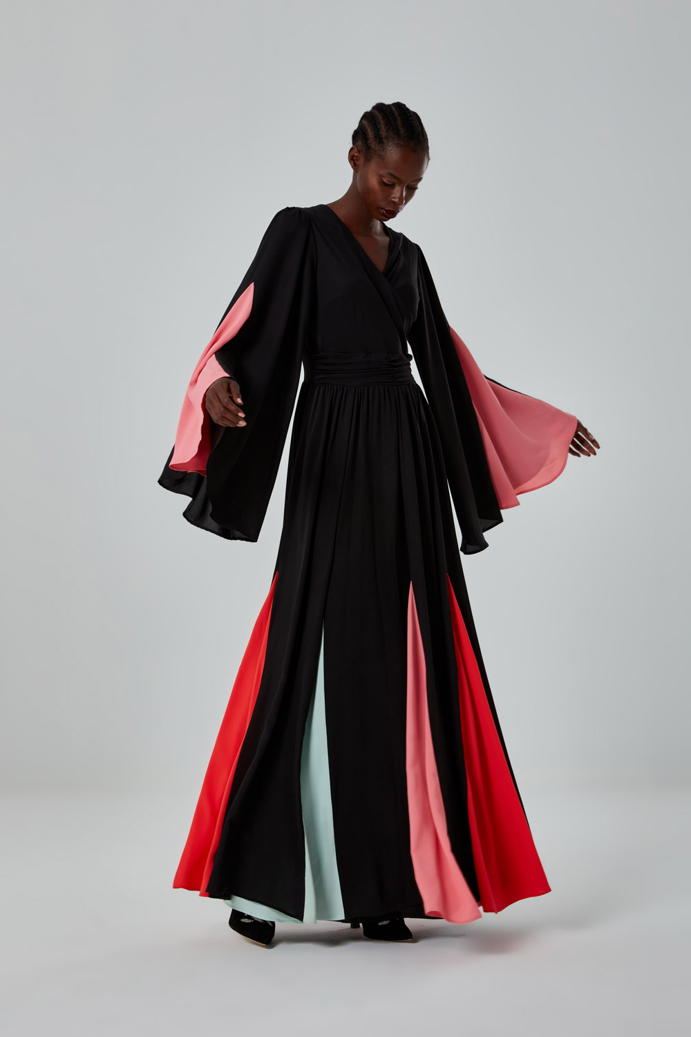 Renk Bloklu Tasarım Siyah Elbise