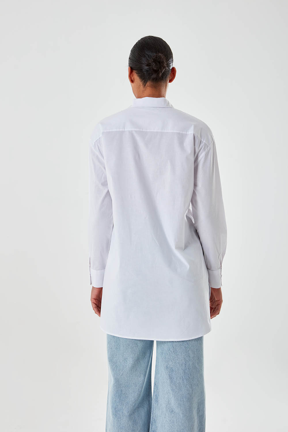 Yaka Detaylı Beyaz Gömlek Tunik