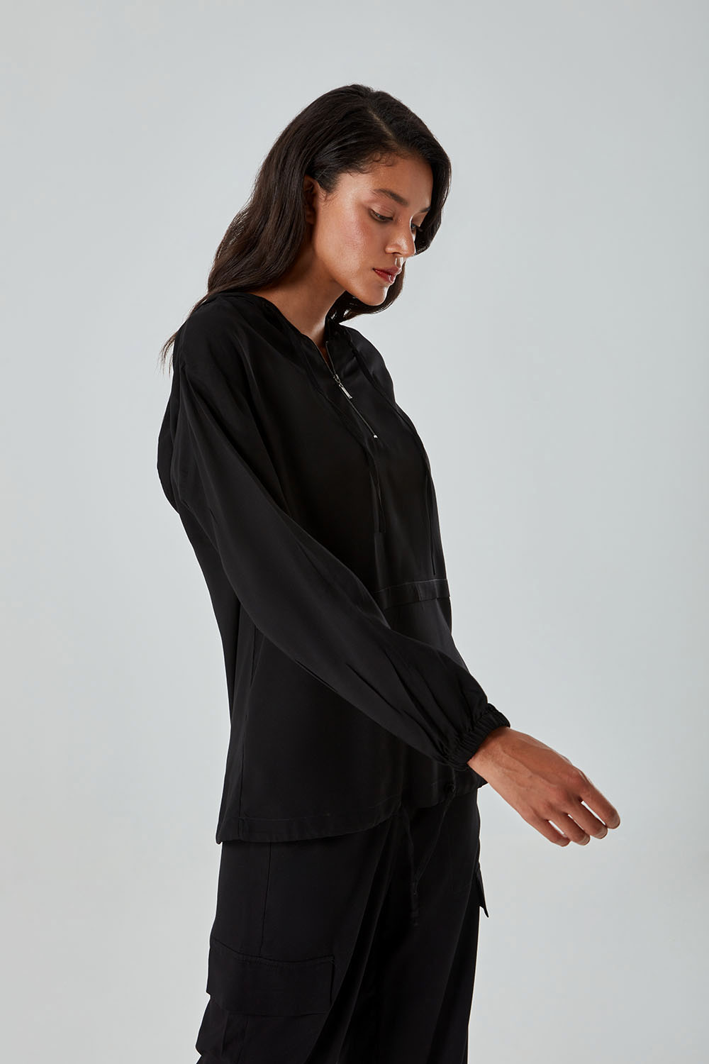 Yarım Fermuarlı Viskon Siyah Sweatshirt