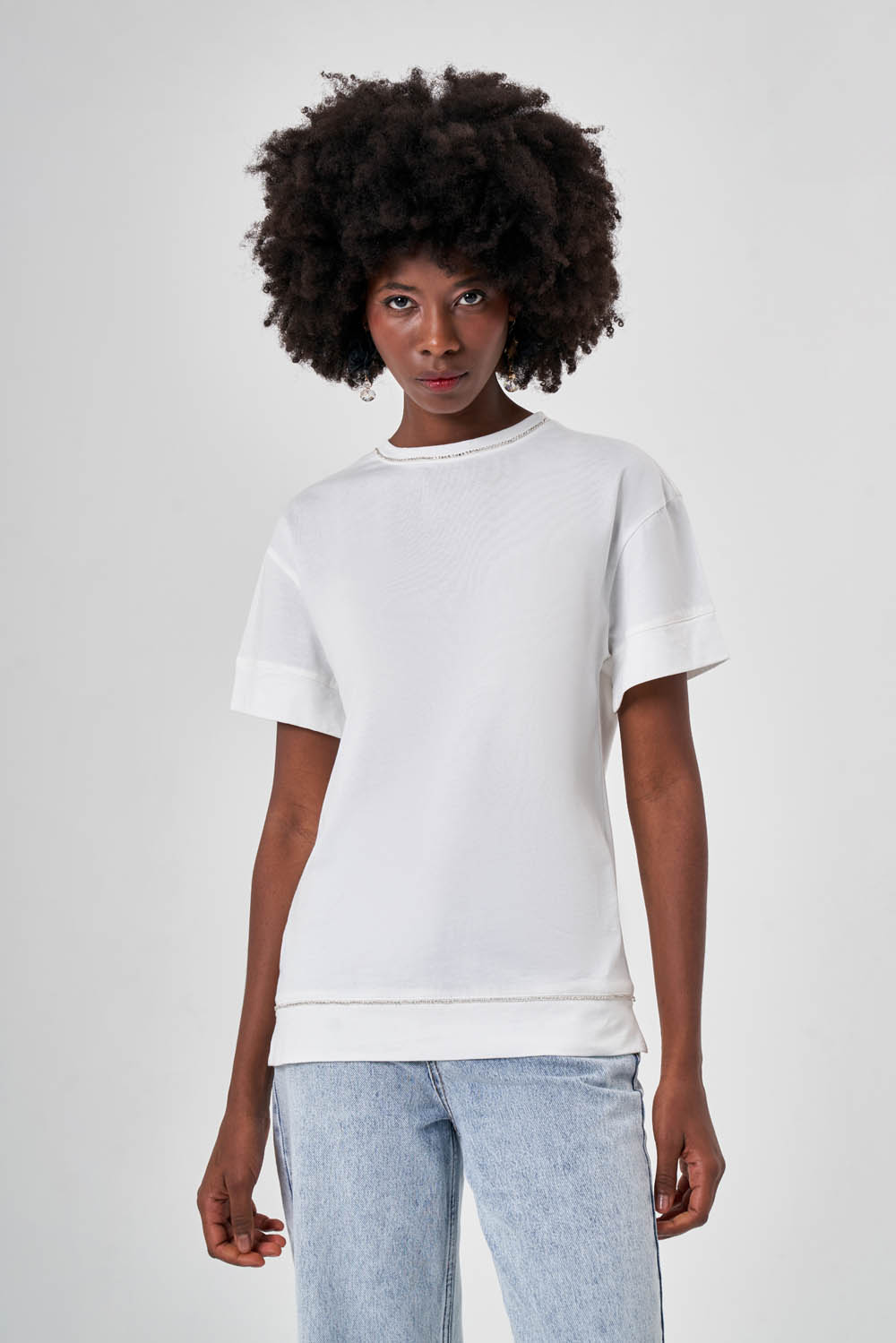Zincir Detaylı Beyaz T-Shirt