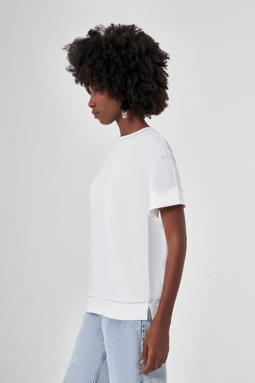 Zincir Detaylı Beyaz T-Shirt
